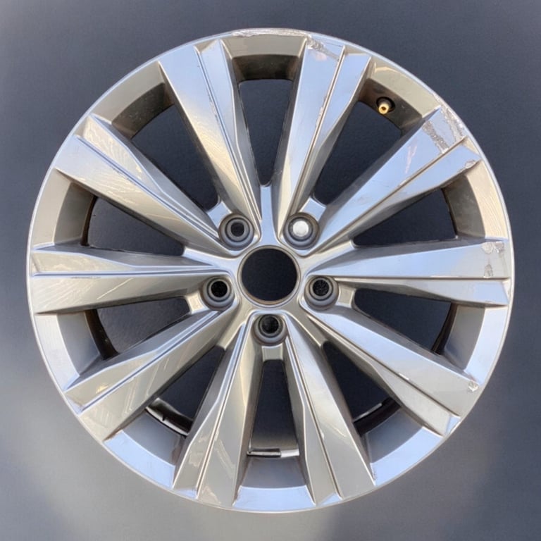 1x Alufelge 16 Zoll 6.5" 5x112 2G0601025AE VW Polo Rim Wheel