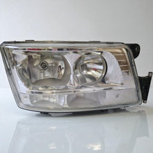 Load image into Gallery viewer, Frontscheinwerfer Man 81251016762 Rechts Scheinwerfer Headlight SCH4668634236xs