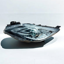 Laden Sie das Bild in den Galerie-Viewer, Frontscheinwerfer Mazda 3 Xenon Links Scheinwerfer Headlight SCH9105639256wq