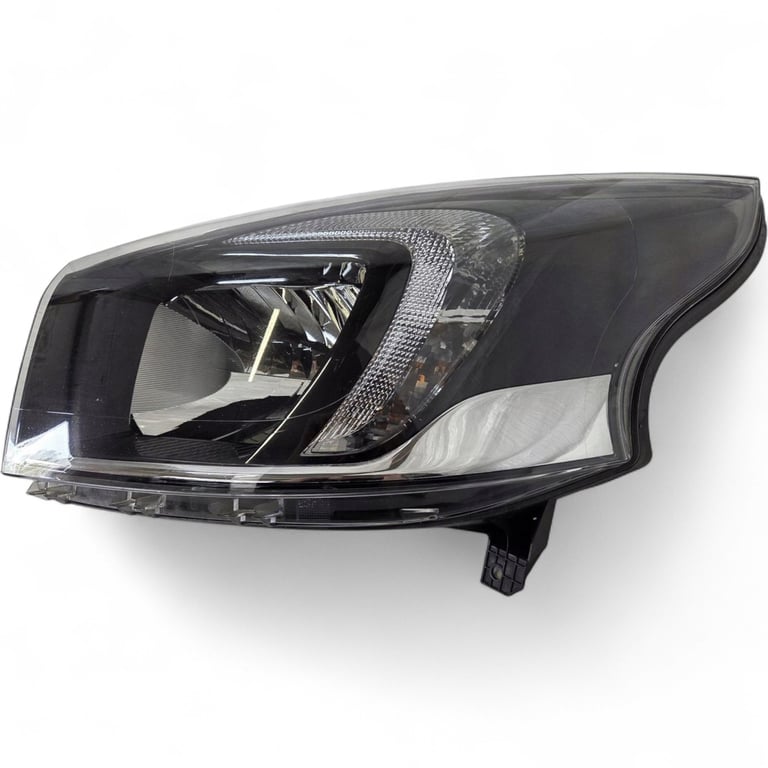 Frontscheinwerfer Opel Vivaro B 260602711R Ein Stück (Rechts oder Links)