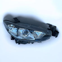 Laden Sie das Bild in den Galerie-Viewer, Frontscheinwerfer Mazda 6 Gj GHR4-51030 Rechts Scheinwerfer Headlight