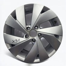 Laden Sie das Bild in den Galerie-Viewer, 1x Alufelge 17 Zoll 7.5" 5x112 51ET Glanz Silber 5H0601025C VW Golf Viii FEL1513111238uj
