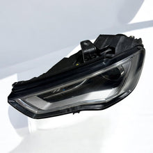 Laden Sie das Bild in den Galerie-Viewer, Frontscheinwerfer Audi A3 8V0941031 Xenon Links Scheinwerfer Headlight