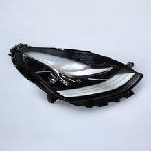 Load image into Gallery viewer, Frontscheinwerfer Tesla Model 3 10773736-00-C L90137043 Rechts Headlight