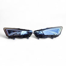Load image into Gallery viewer, Frontscheinwerfer Seat Tarraco 5FJ941008H 5FJ941007H LED Rechts oder Links SCH8117697476xs