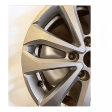 Laden Sie das Bild in den Galerie-Viewer, 1x Alufelge 16 Zoll 6.5&quot; 5x114.3 403005287R Renault Rim Wheel