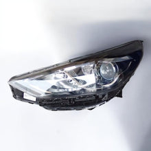 Laden Sie das Bild in den Galerie-Viewer, Frontscheinwerfer Hyundai I30 III G492113010 Links Scheinwerfer Headlight