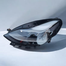 Laden Sie das Bild in den Galerie-Viewer, Frontscheinwerfer Tesla 3 1514952-00-C Links Scheinwerfer Headlight