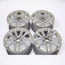 Load image into Gallery viewer, 4x Alufelge 17 Zoll 7.5" 5x120 43ET Glanz Weiß 6850152 BMW 2 F22 1 F21 F23 F20 FEL8301251770km