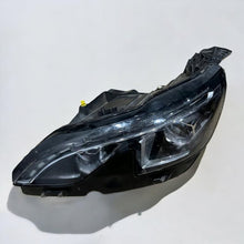 Load image into Gallery viewer, Frontscheinwerfer Peugeot 9826572780 LED Links Scheinwerfer Headlight