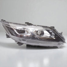 Laden Sie das Bild in den Galerie-Viewer, Frontscheinwerfer Mitsubishi Eclipse Cross LED Ein Stück (Rechts oder Links)
