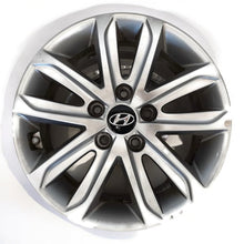 Load image into Gallery viewer, 1x Alufelge 16 Zoll 6.5" 5x114.3 53ET Glanz Silber 52910-3Y450 Hyundai Elantra FEL3773663094wy