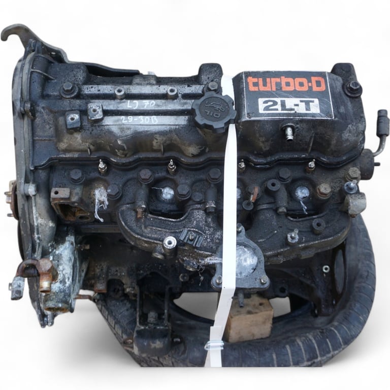 Motor Toyota Land Cruiser 2L-T 2.4 1989 Diesel Engine Unkomplett