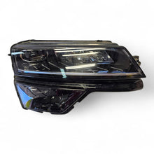 Load image into Gallery viewer, Frontscheinwerfer Skoda Karoq 57B941016D LED Rechts Scheinwerfer Headlight SCH4601698201fb
