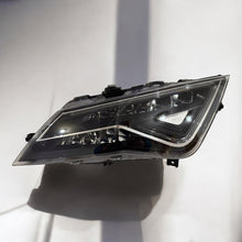 Load image into Gallery viewer, Frontscheinwerfer Seat Leon 5F1941007K Links Scheinwerfer Headlight