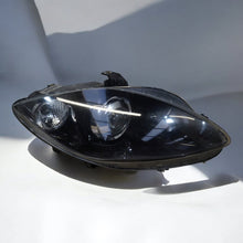 Laden Sie das Bild in den Galerie-Viewer, Frontscheinwerfer Seat Leon 5P1941008C Xenon Rechts Scheinwerfer Headlight