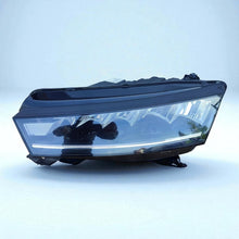 Laden Sie das Bild in den Galerie-Viewer, Frontscheinwerfer Skoda Octavia IV 5E4941015 0301118231 Full LED Links Headlight SCH5103706993xf