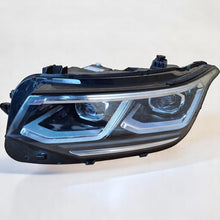 Laden Sie das Bild in den Galerie-Viewer, Frontscheinwerfer VW Tiguan 5NB941081C LED Links Scheinwerfer Headlight