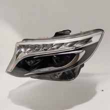 Laden Sie das Bild in den Galerie-Viewer, Frontscheinwerfer Mercedes-Benz Vito A4479061401 LED Links Headlight SCH7565247840um