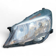 Load image into Gallery viewer, Frontscheinwerfer Toyota Yaris 81170-0D460 Links Scheinwerfer Headlight SCH2620971023ie