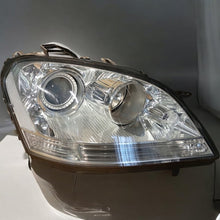 Load image into Gallery viewer, Frontscheinwerfer Mercedes-Benz W164 Xenon Rechts Scheinwerfer Headlight