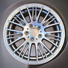 Load image into Gallery viewer, 1x Alufelge 18 Zoll 7.5" 5x120 45ET 6796218 BMW 1 Rim Wheel FEL7539357430rb