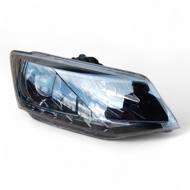 Frontscheinwerfer Skoda Fabia III 6V1941016B Rechts Scheinwerfer Headlight SCH3840848008dz