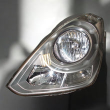 Load image into Gallery viewer, Frontscheinwerfer Hyundai II H1 Links Scheinwerfer Headlight