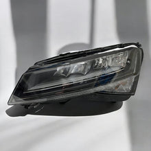 Load image into Gallery viewer, Frontscheinwerfer Skoda Superb III 3V1941015C LED Ein Stück (Rechts oder Links)
