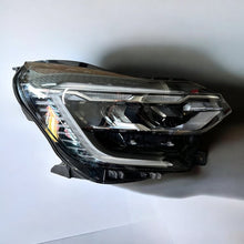 Load image into Gallery viewer, Frontscheinwerfer Renault Captur II 260104525R LED Rechts Scheinwerfer Headlight