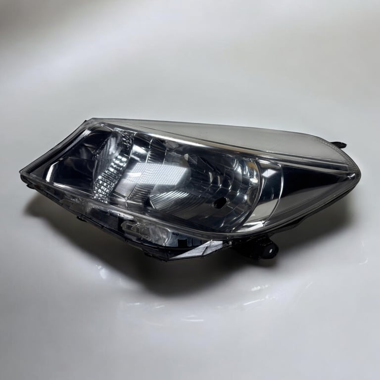 Frontscheinwerfer Toyota Yaris Links Scheinwerfer Headlight