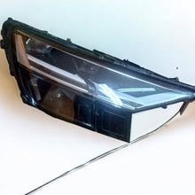 Laden Sie das Bild in den Galerie-Viewer, Frontscheinwerfer Audi Q8 4M8941034 Vorderseite Scheinwerfer Headlight
