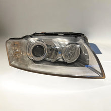 Laden Sie das Bild in den Galerie-Viewer, Frontscheinwerfer Audi 4E0941004AE LED Ein Stück (Rechts oder Links) Headlight