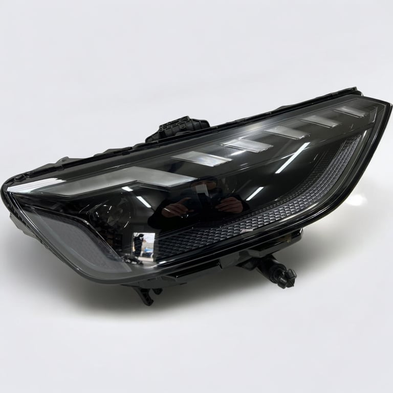 Frontscheinwerfer Audi A4 8W0941036J LED Ein Stück (Rechts oder Links) Headlight