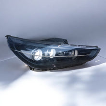 Laden Sie das Bild in den Galerie-Viewer, Frontscheinwerfer Hyundai I30 92102G4120 LED Rechts Scheinwerfer Headlight