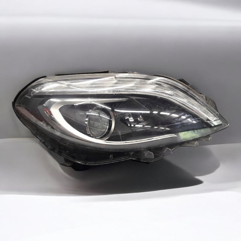 Frontscheinwerfer Mercedes-Benz W246 A2468200861 LED Rechts Headlight