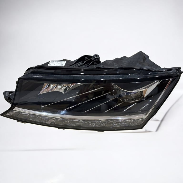 Frontscheinwerfer Skoda Fabia III 6V1941015F LED Links Scheinwerfer Headlight