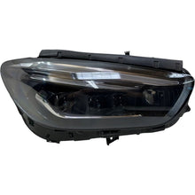 Laden Sie das Bild in den Galerie-Viewer, Frontscheinwerfer Mercedes-Benz W247 A2479060605I LED Rechts Headlight SCH9398718268jn