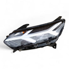 Laden Sie das Bild in den Galerie-Viewer, Frontscheinwerfer Dacia Sandero III Logan 260601750R LED Rechts oder Links