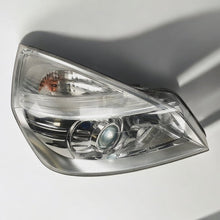 Load image into Gallery viewer, Frontscheinwerfer Renault Espace IV 8200394707 Xenon Rechts Headlight