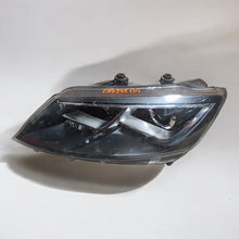 Laden Sie das Bild in den Galerie-Viewer, Frontscheinwerfer Seat Alhambra Xenon Links Scheinwerfer Headlight