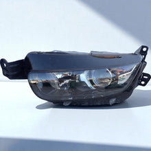 Laden Sie das Bild in den Galerie-Viewer, Frontscheinwerfer Citroën C4 Grand Picasso II 677217580-01 Links Headlight SCH2483795180iu
