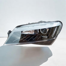 Laden Sie das Bild in den Galerie-Viewer, Frontscheinwerfer Skoda Superb III 3V1941017A Links Scheinwerfer Headlight