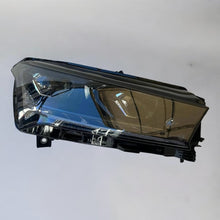 Laden Sie das Bild in den Galerie-Viewer, Frontscheinwerfer Skoda Enyaq IV 5LB941016G Rechts Scheinwerfer Headlight