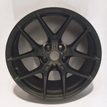 Load image into Gallery viewer, 1x Alufelge 18 Zoll 8.0" 5x112 8092354 BMW 1 F40 Rim Wheel FEL5633560622ln