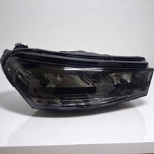 Laden Sie das Bild in den Galerie-Viewer, Frontscheinwerfer Skoda Fabia IV 6VB941016 Full LED Rechts Headlight SCH4813262658vy