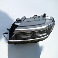 Laden Sie das Bild in den Galerie-Viewer, Frontscheinwerfer VW Tiguan 5NN941081C LED Links Scheinwerfer Headlight