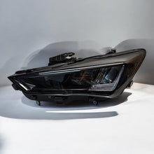 Laden Sie das Bild in den Galerie-Viewer, Frontscheinwerfer Seat Leon 5FB941005D LED Links Scheinwerfer Headlight