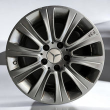 Laden Sie das Bild in den Galerie-Viewer, 1x Alufelge 16 Zoll 8.0&quot; 5x112 46ET Glanz Graphit A2124015802 Mercedes-Benz W212