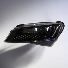Laden Sie das Bild in den Galerie-Viewer, Frontscheinwerfer Skoda Superb III 3V1941015B Xenon Links Scheinwerfer Headlight